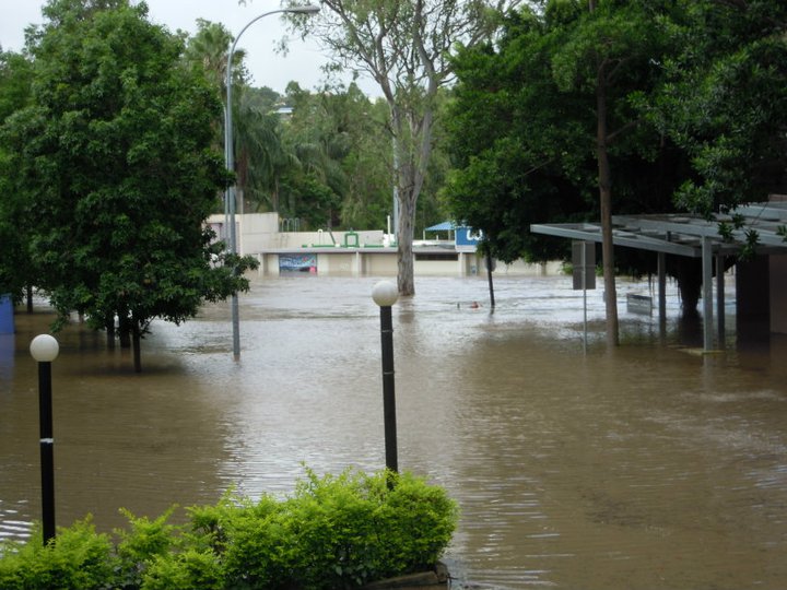 138-UQ Pool flooded Jan 2011.jpg
